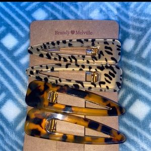 🤍Brandy Melville Hair Clips